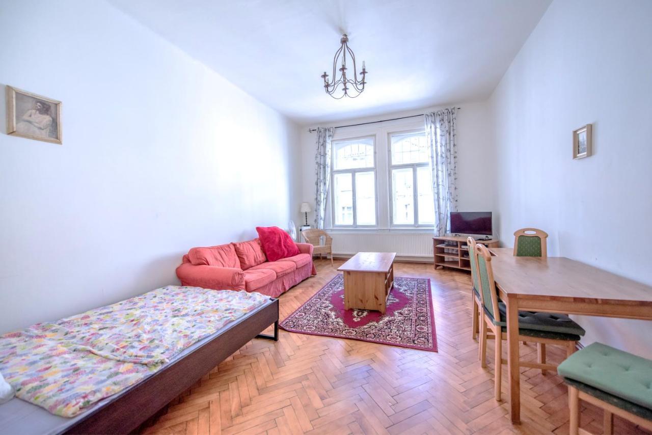Apartments Vezenska Prague Ngoại thất bức ảnh