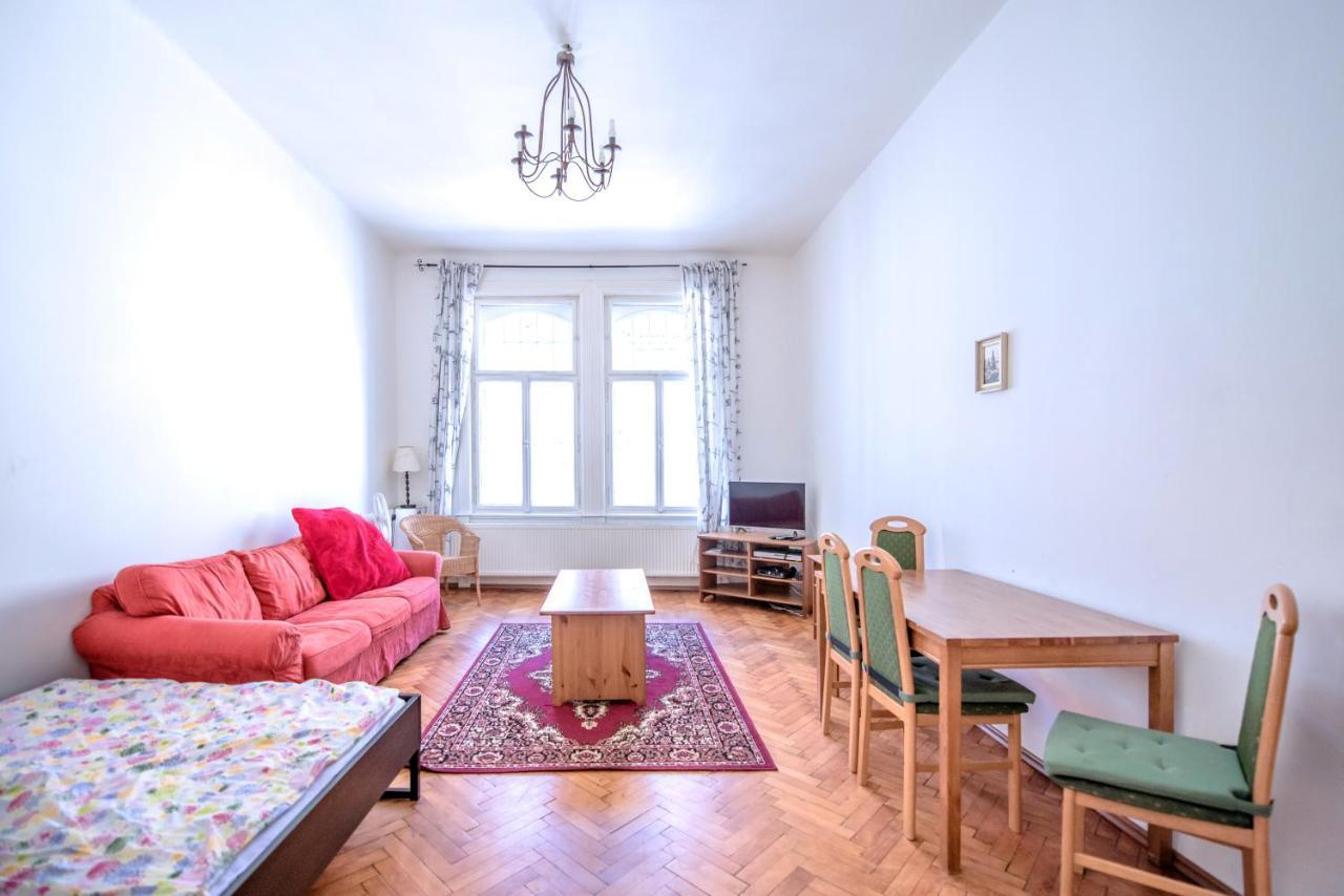 Apartments Vezenska Prague Ngoại thất bức ảnh