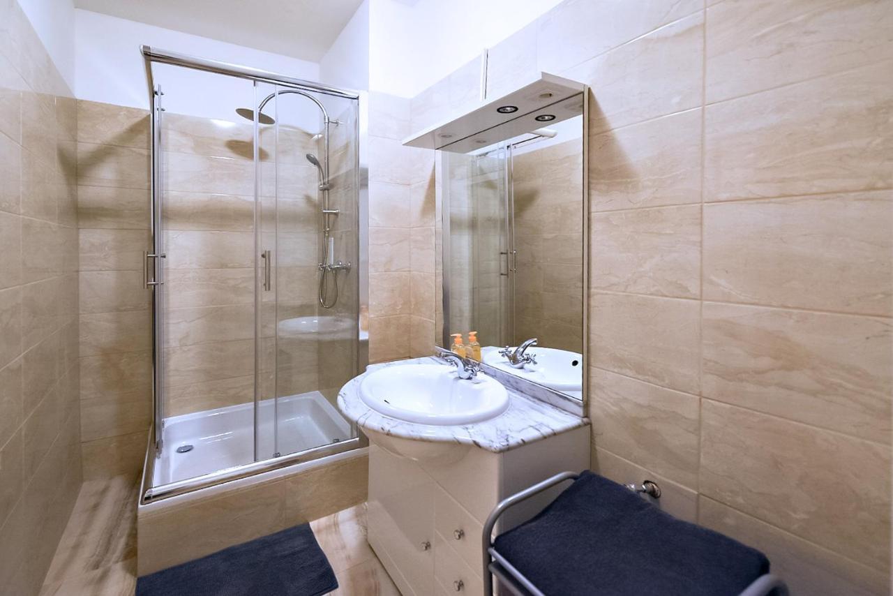 Apartments Vezenska Prague Ngoại thất bức ảnh