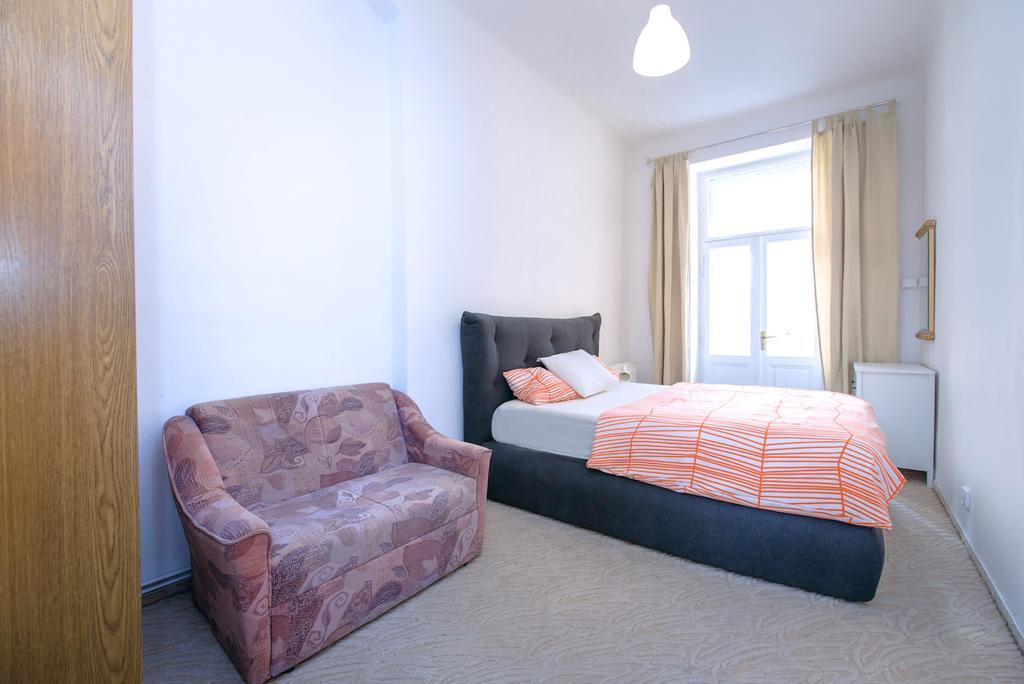 Apartments Vezenska Prague Ngoại thất bức ảnh