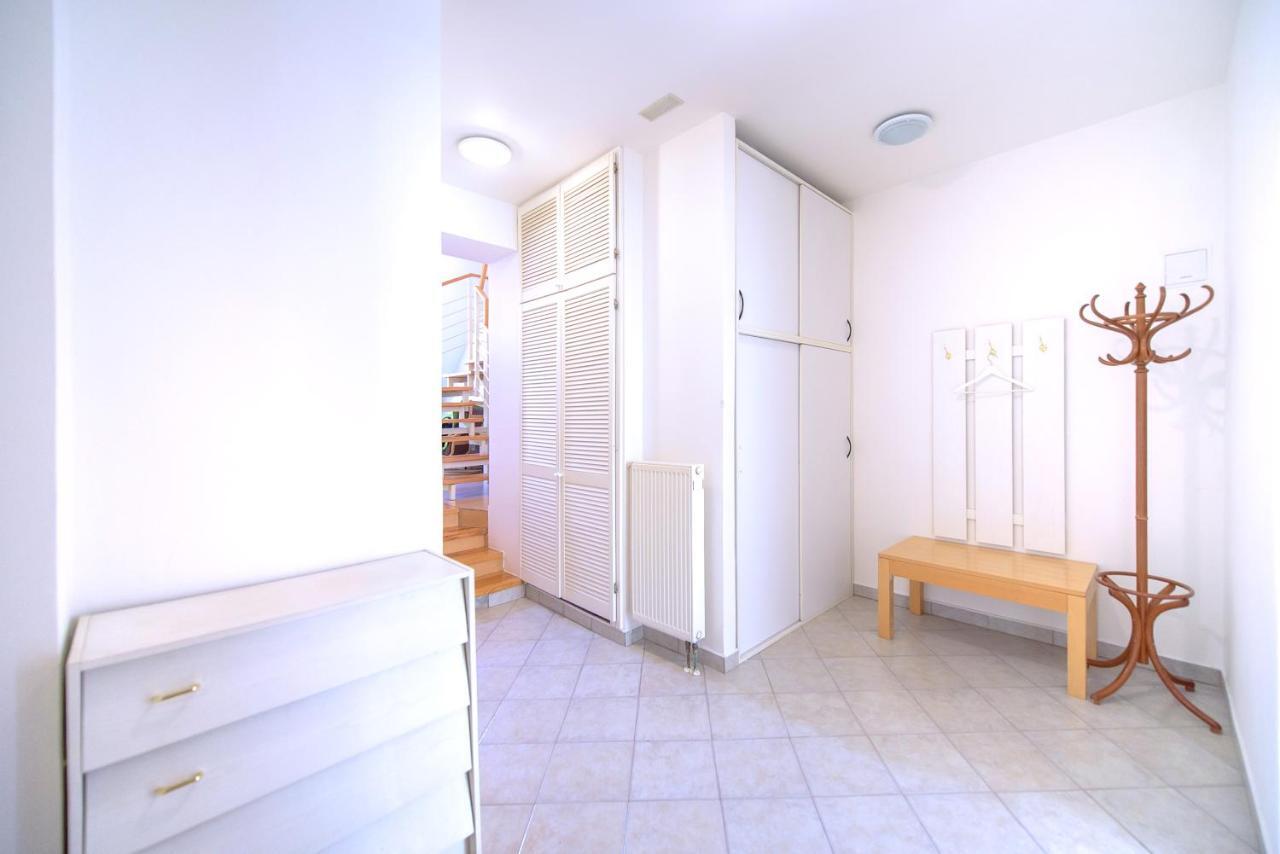 Apartments Vezenska Prague Ngoại thất bức ảnh