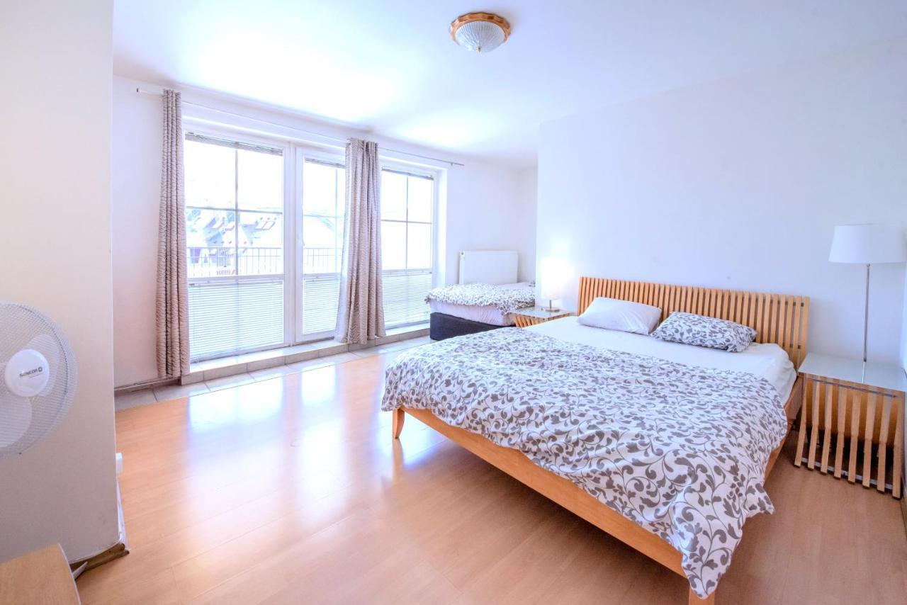 Apartments Vezenska Prague Ngoại thất bức ảnh